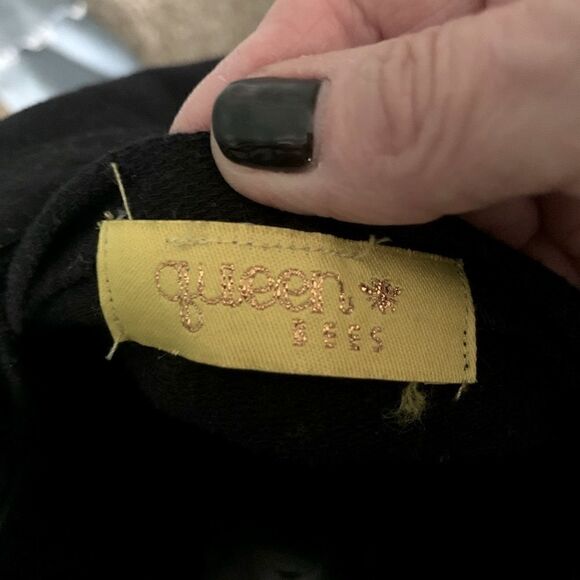 Queen Bees Black & White Panda Pullover Hoodie Sweatshirt Size Small - Picture 5 of 5